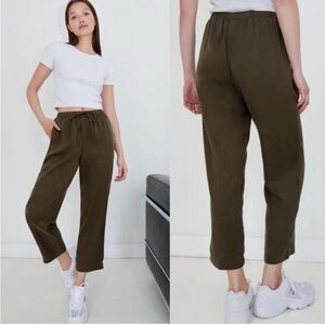 Aritzia Babaton Jimmy Pant In Olive Green